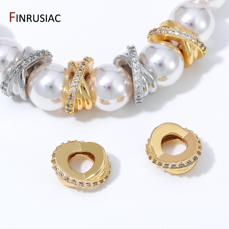 Jewelry Making Loops - 18K vergoldete Messing-Zirkon-Drehring-Abstandsperlen, Kreuzschlaufen-Charm-Trennperlen für DIY-Armband-