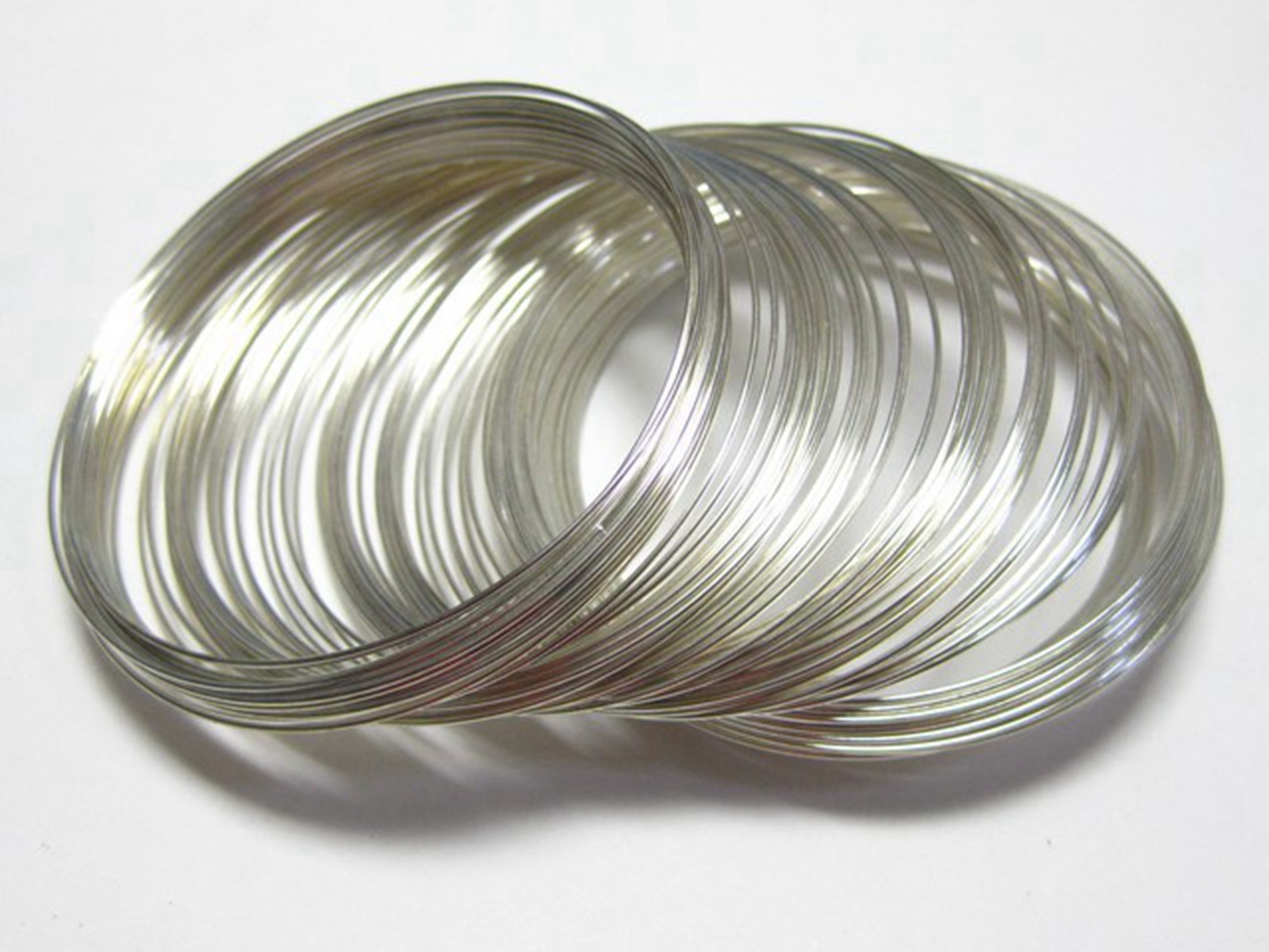 100 Loops Speicher Perlen Drah – Memory Wire Bracelet Bewertung und Preis